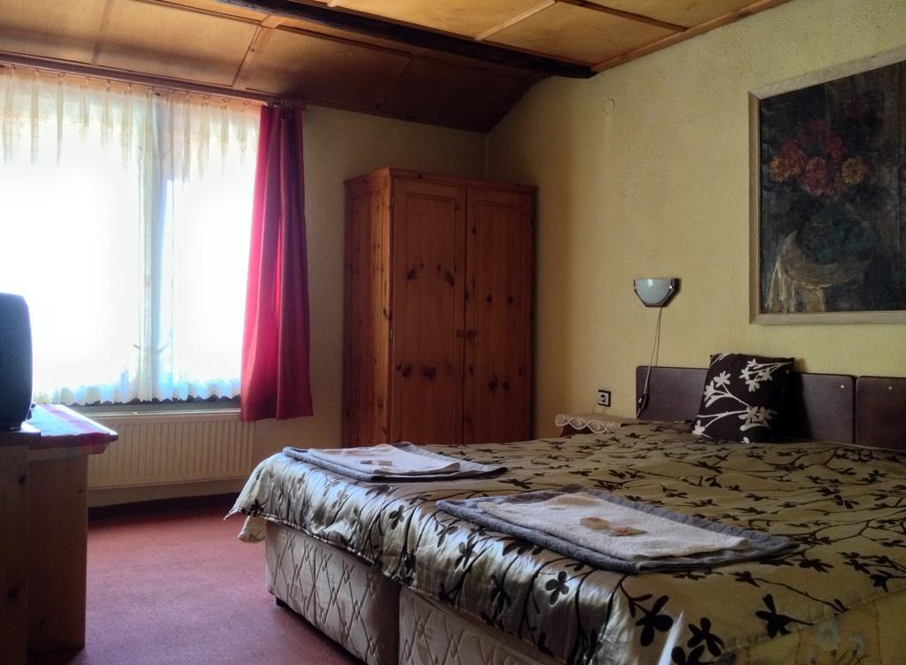 Family Hotel Santo Бансько Екстер'єр фото