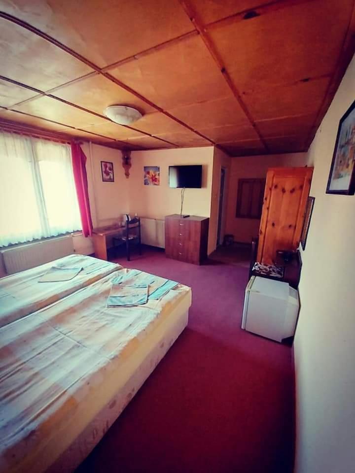 Family Hotel Santo Бансько Екстер'єр фото